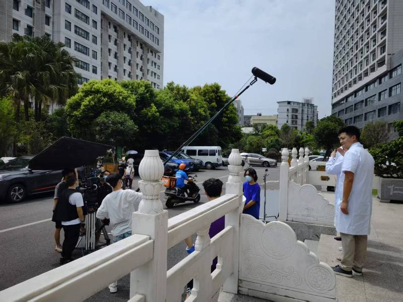 井冈山市广告片拍摄公司低成本实现高规格制作的诀窍